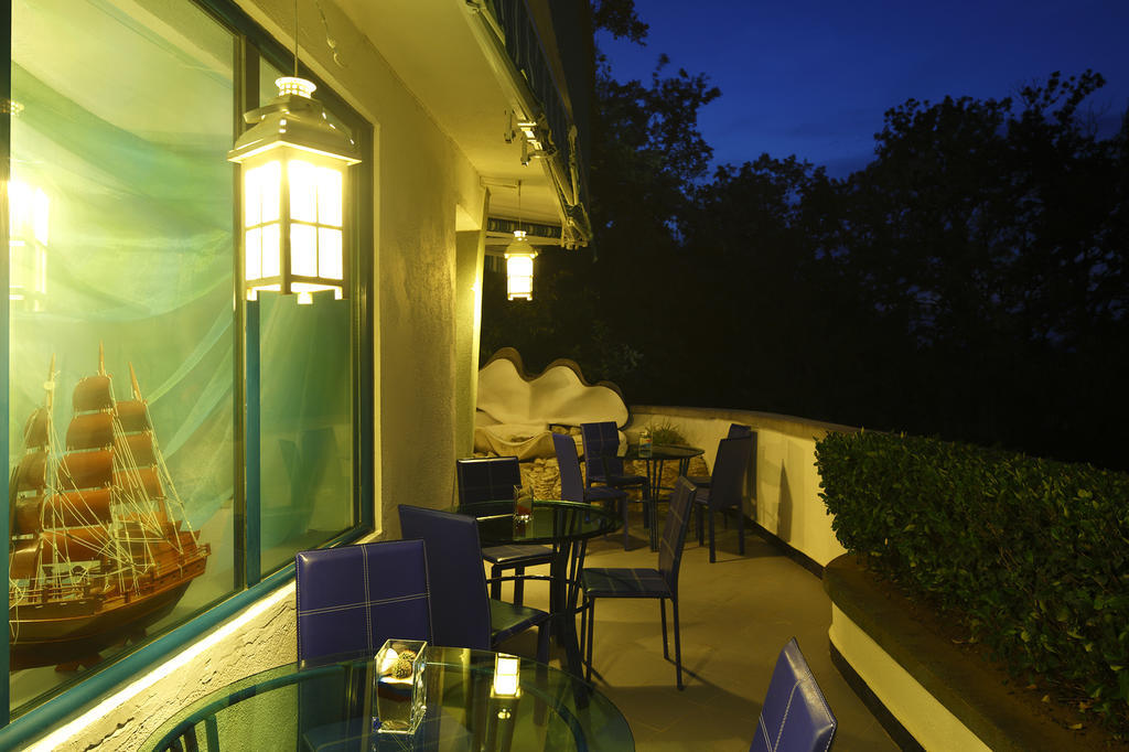 Elmar Hotel คีตาน ภายนอก รูปภาพ